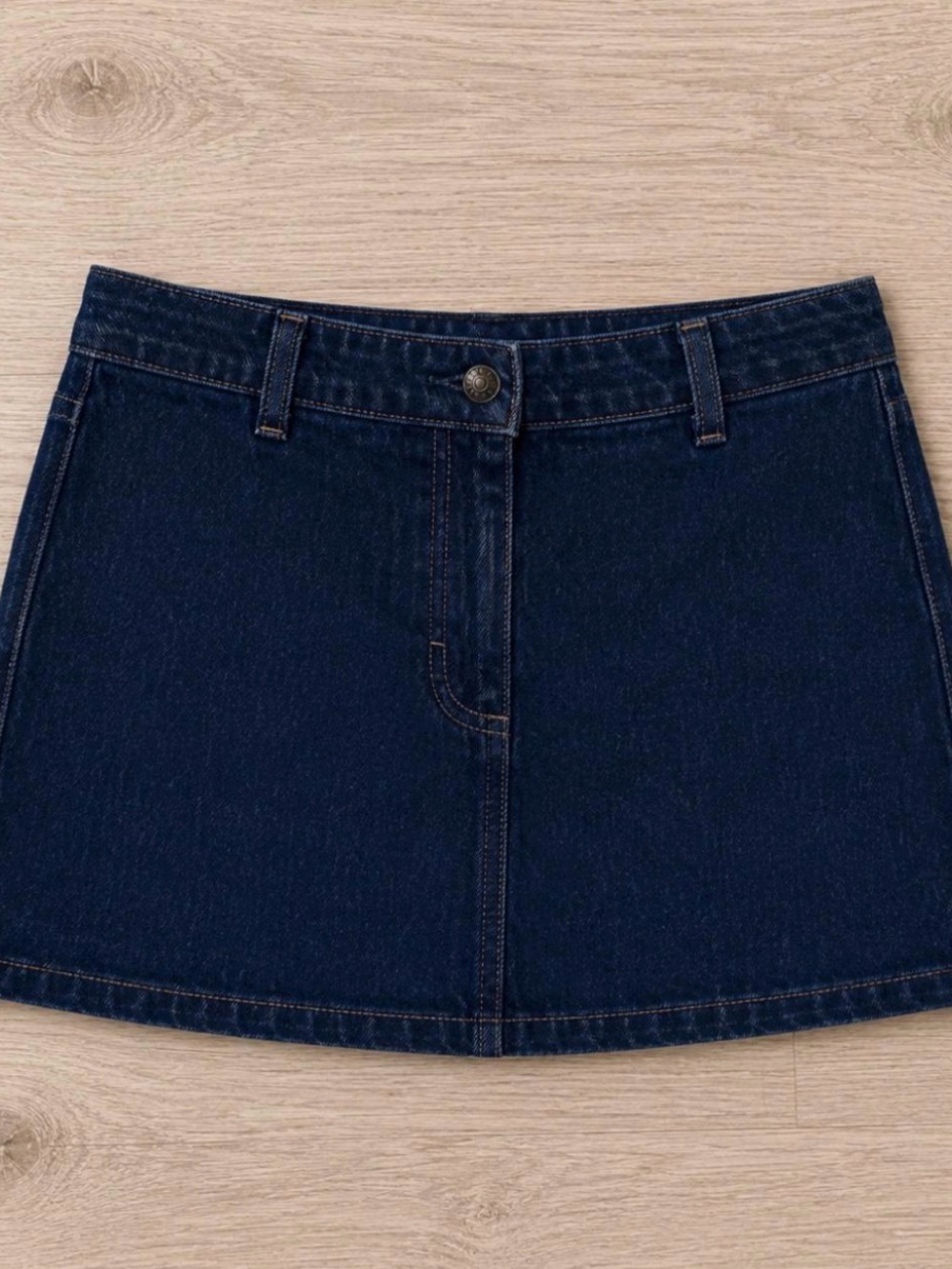 Dark wash denim skort